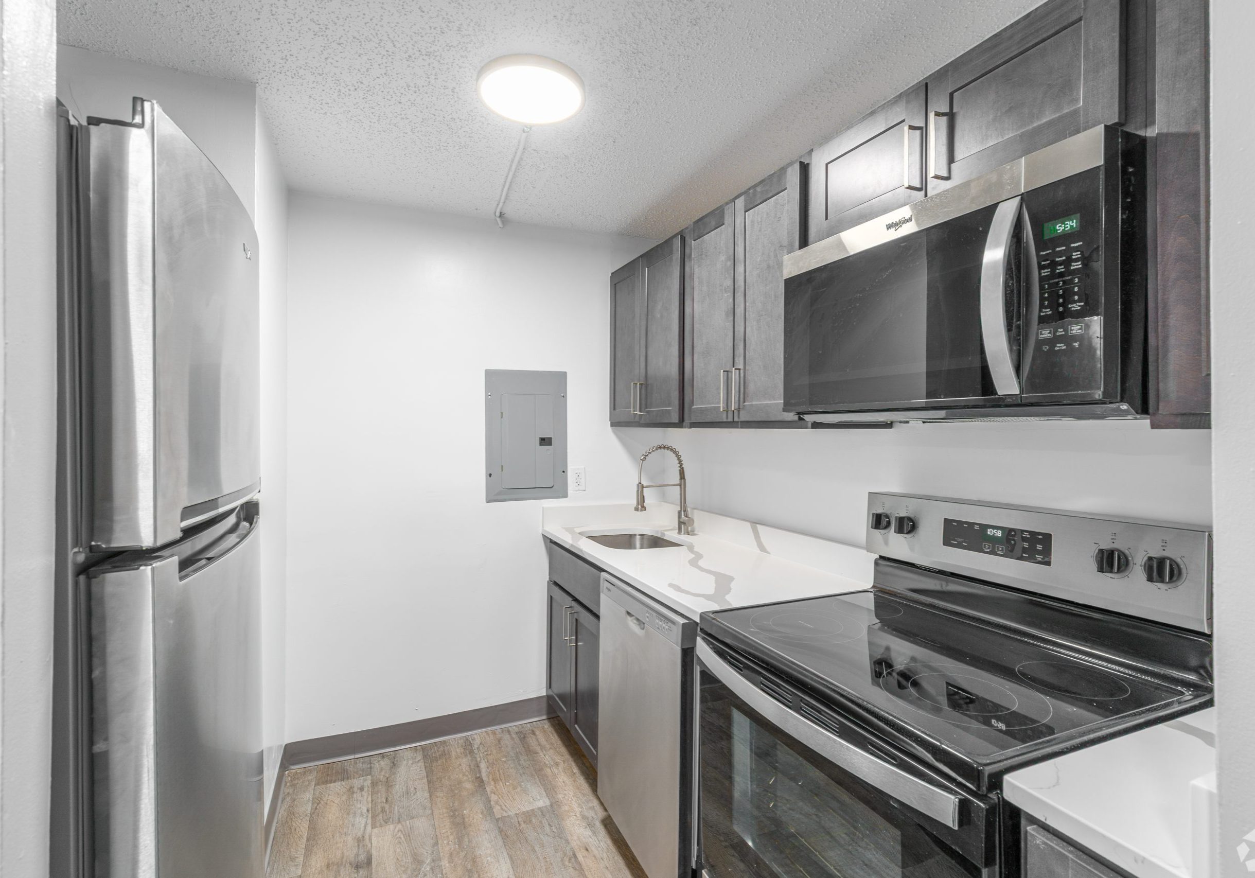 1 Bedroom PV UG Kitchen